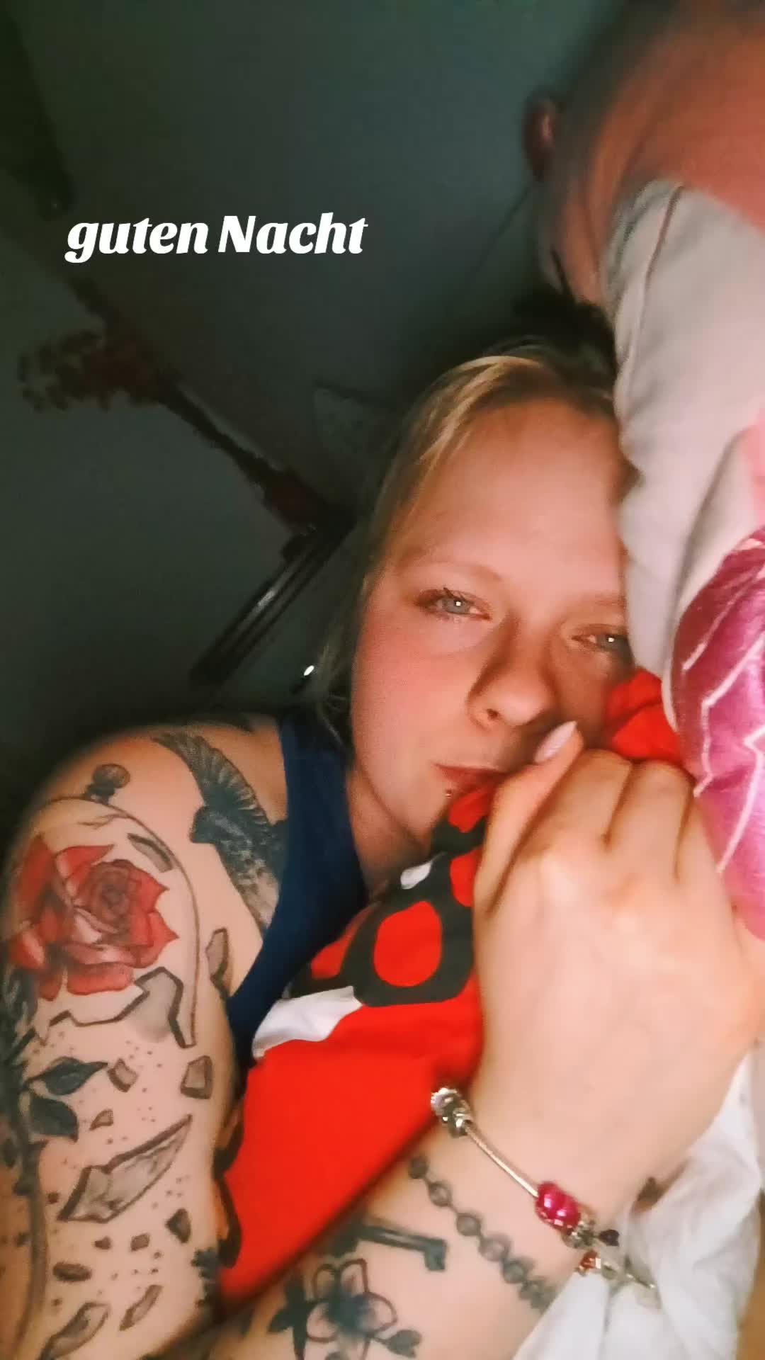 @black_red_dani