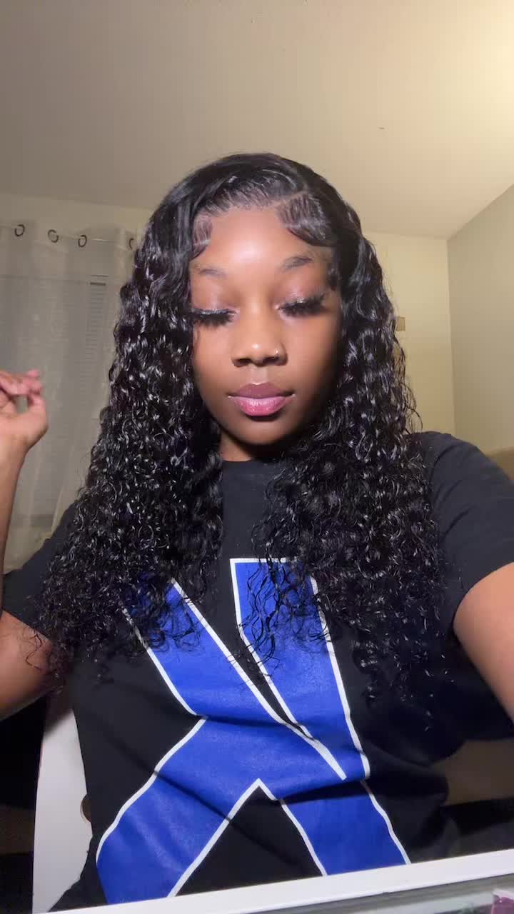 @TheyluvvEmeline