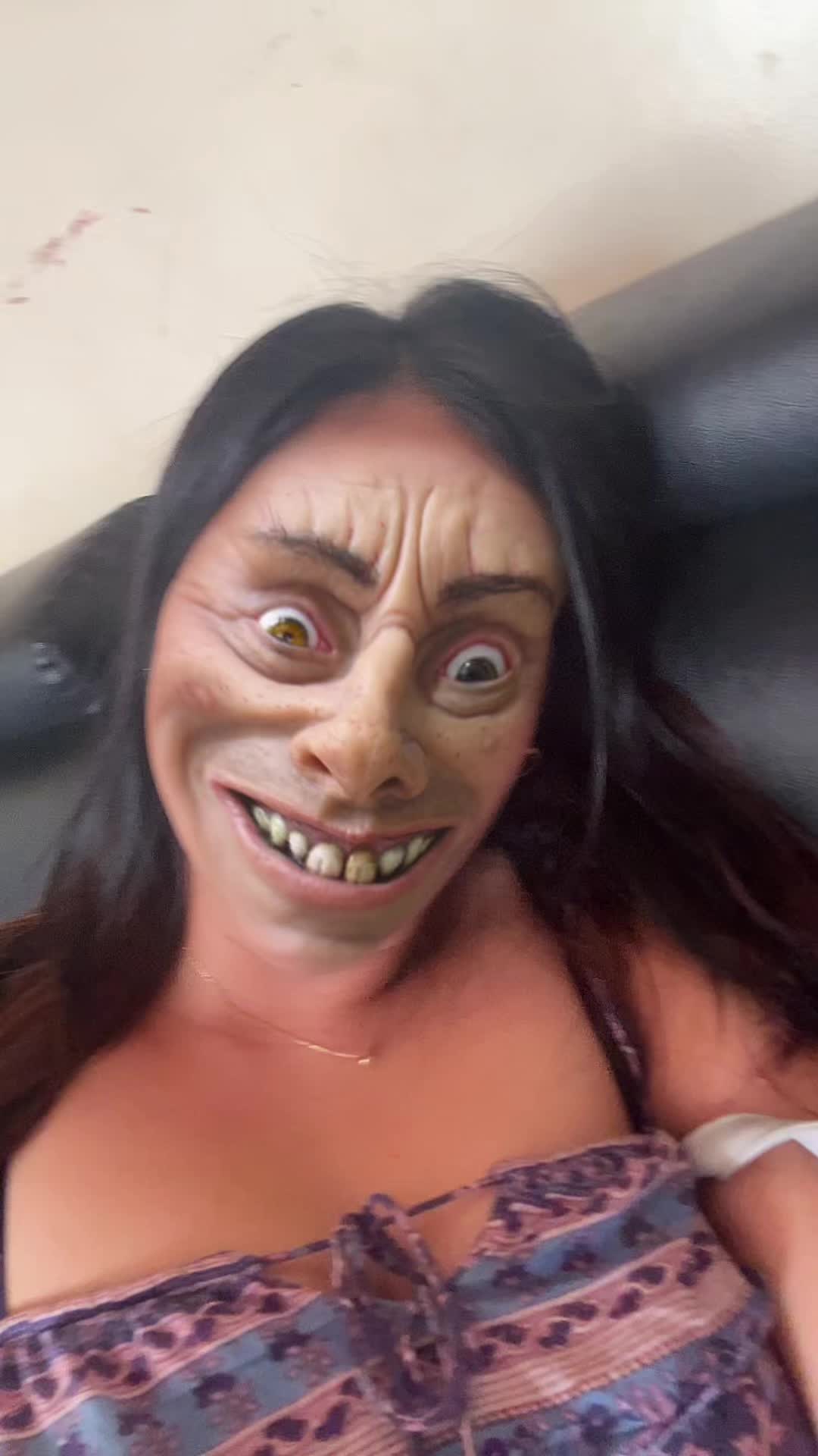 @Mae