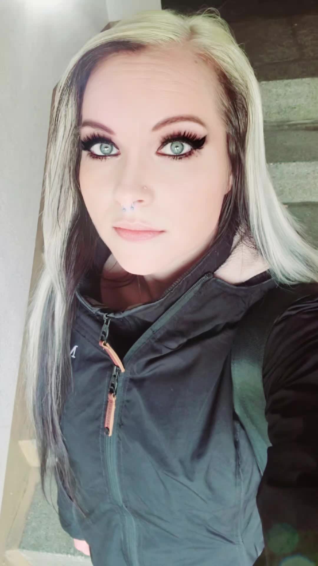 @Chrissi