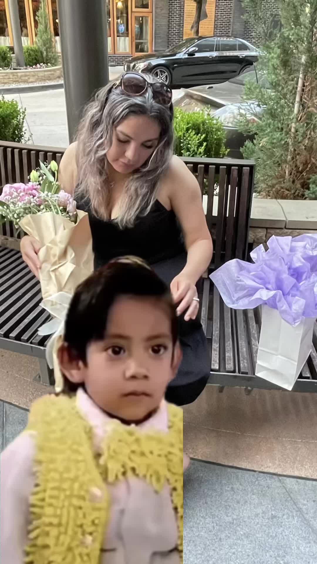 @zujelizvenegas