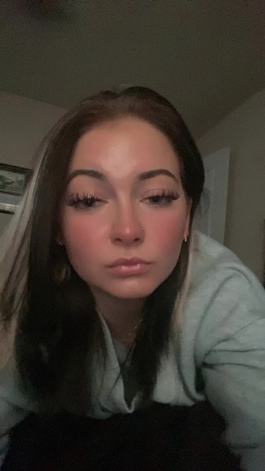 @<3