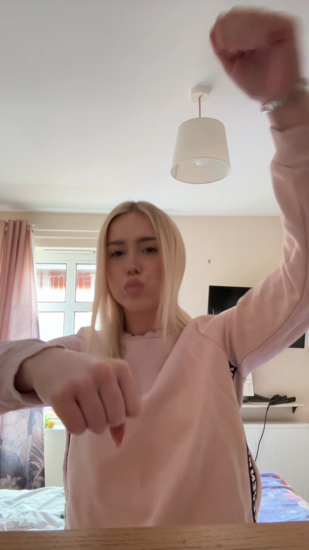 @AO 👸🏼