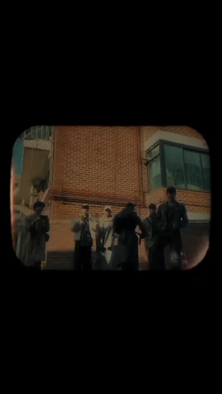 @🐶