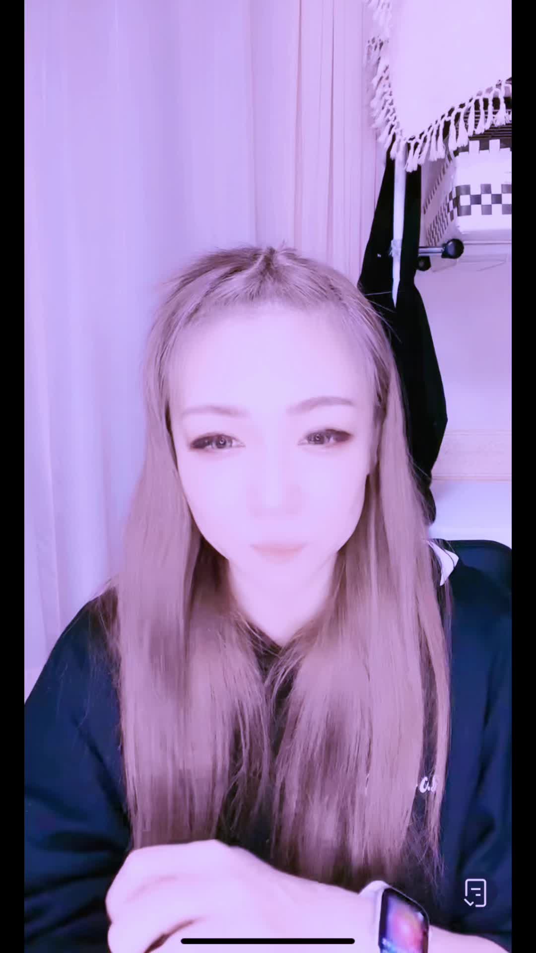 @🐼