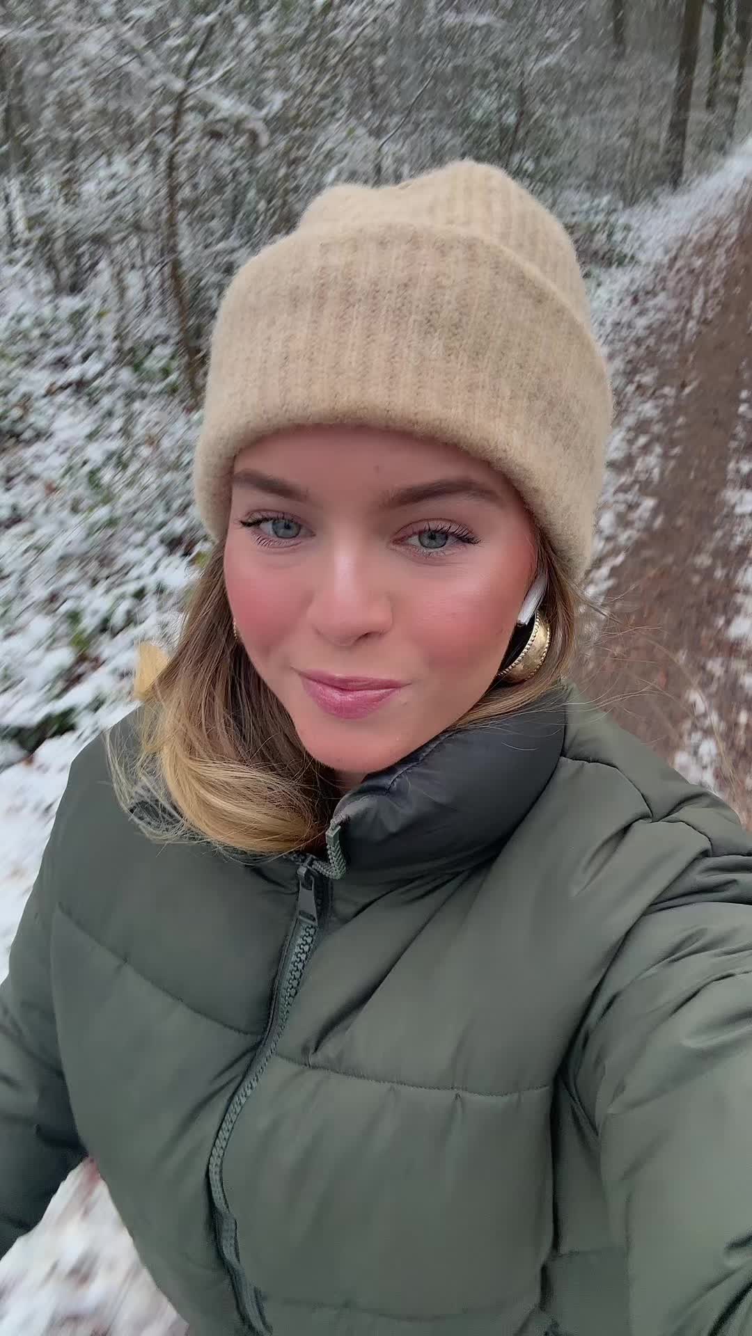 @simoneesmee