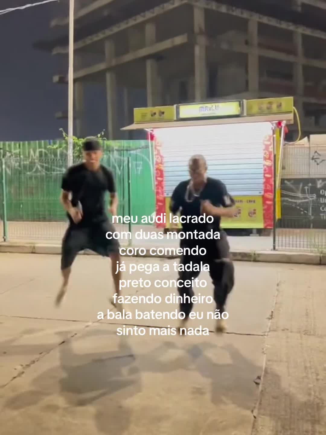 @🎶