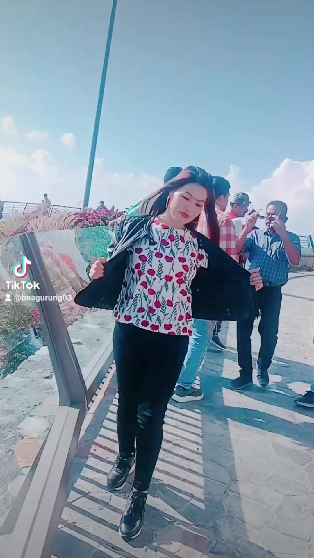 @तनहुँगे बिनाकालि🇳🇵🇦🇪