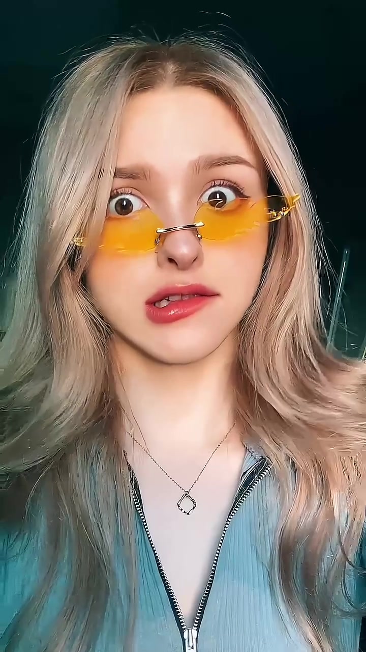 @🖤ＥＬｉＮＡ🥀🦋