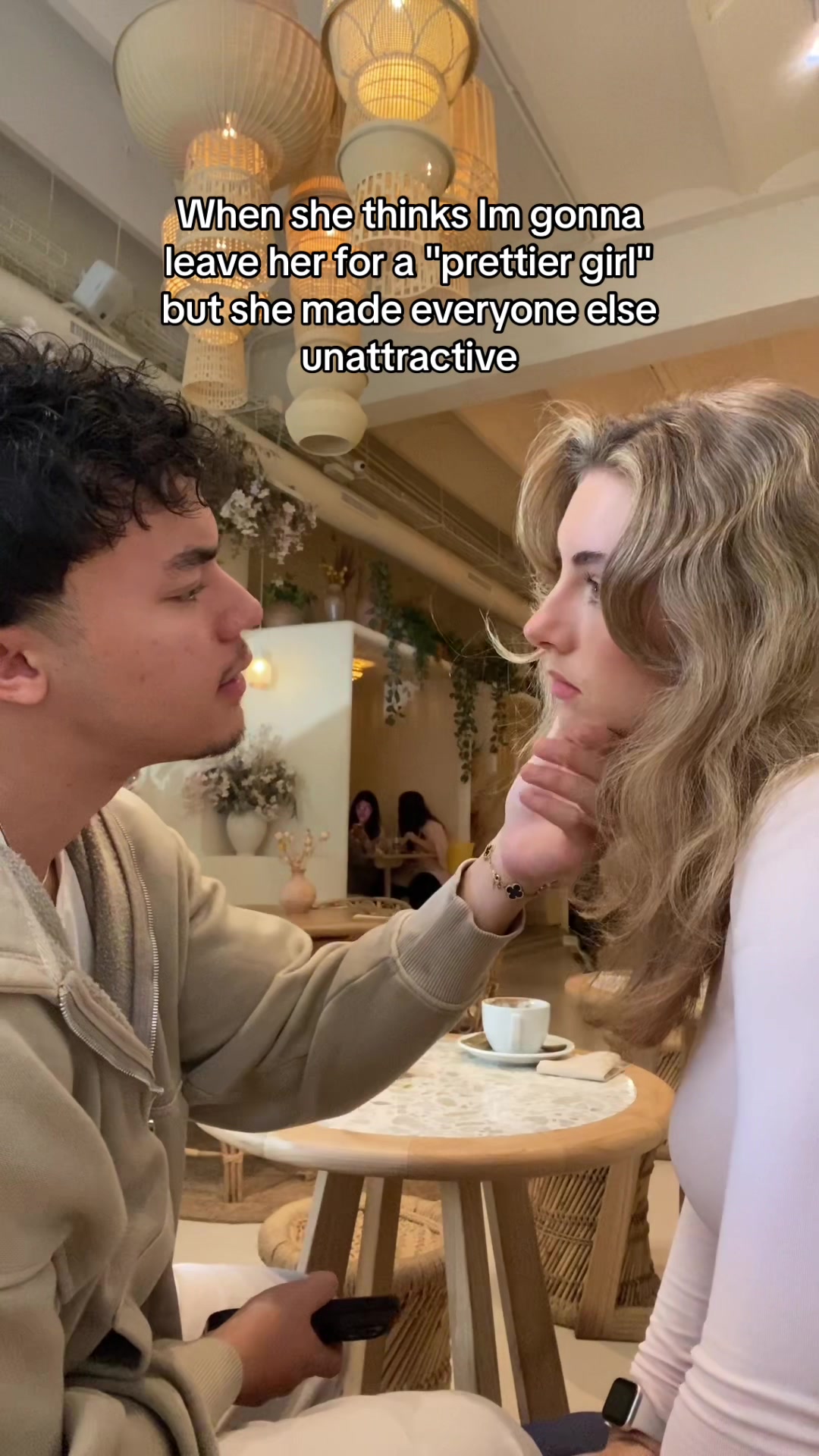 @Arwin &amp; Clara 🧑🏽&zwj;🦱👩🏼