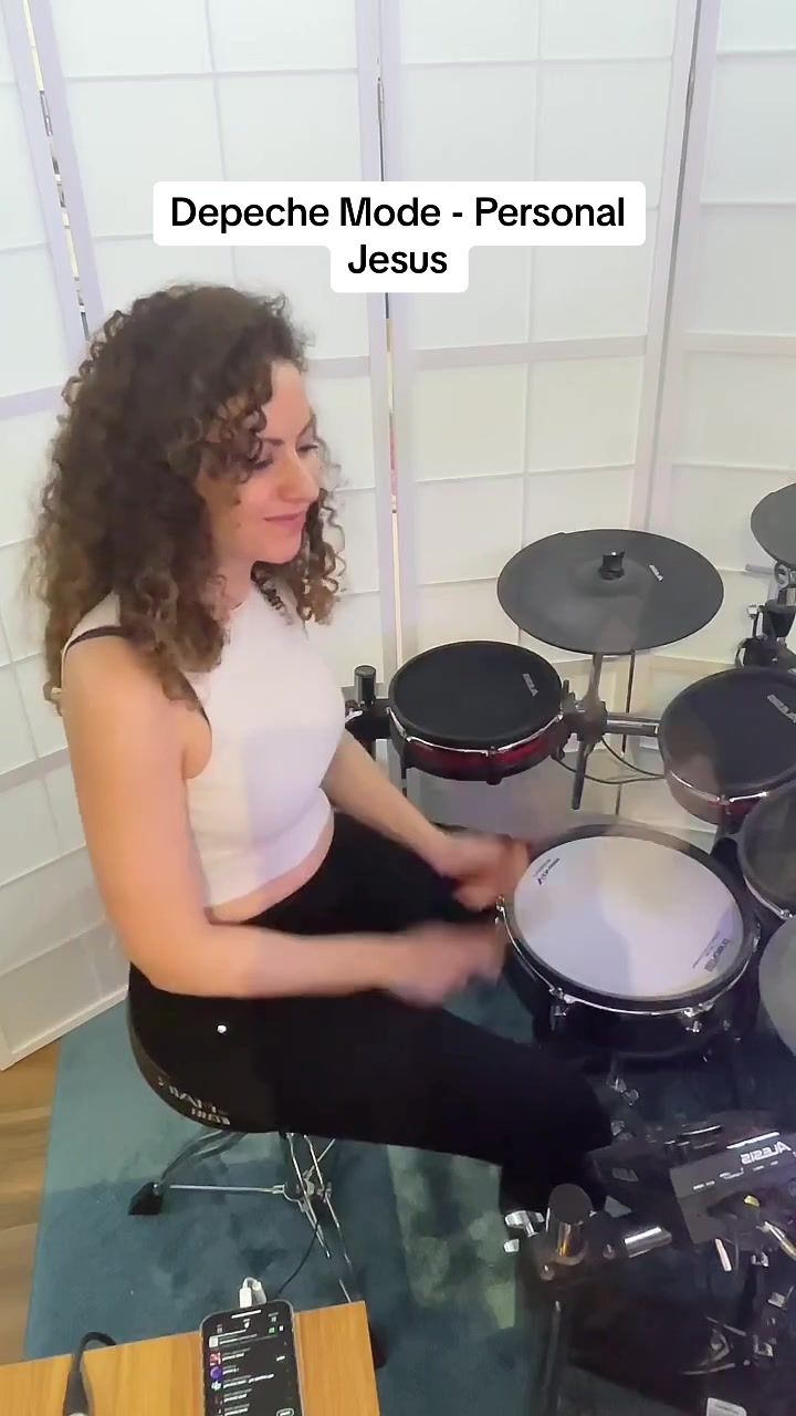 @Leila Carina Drummer