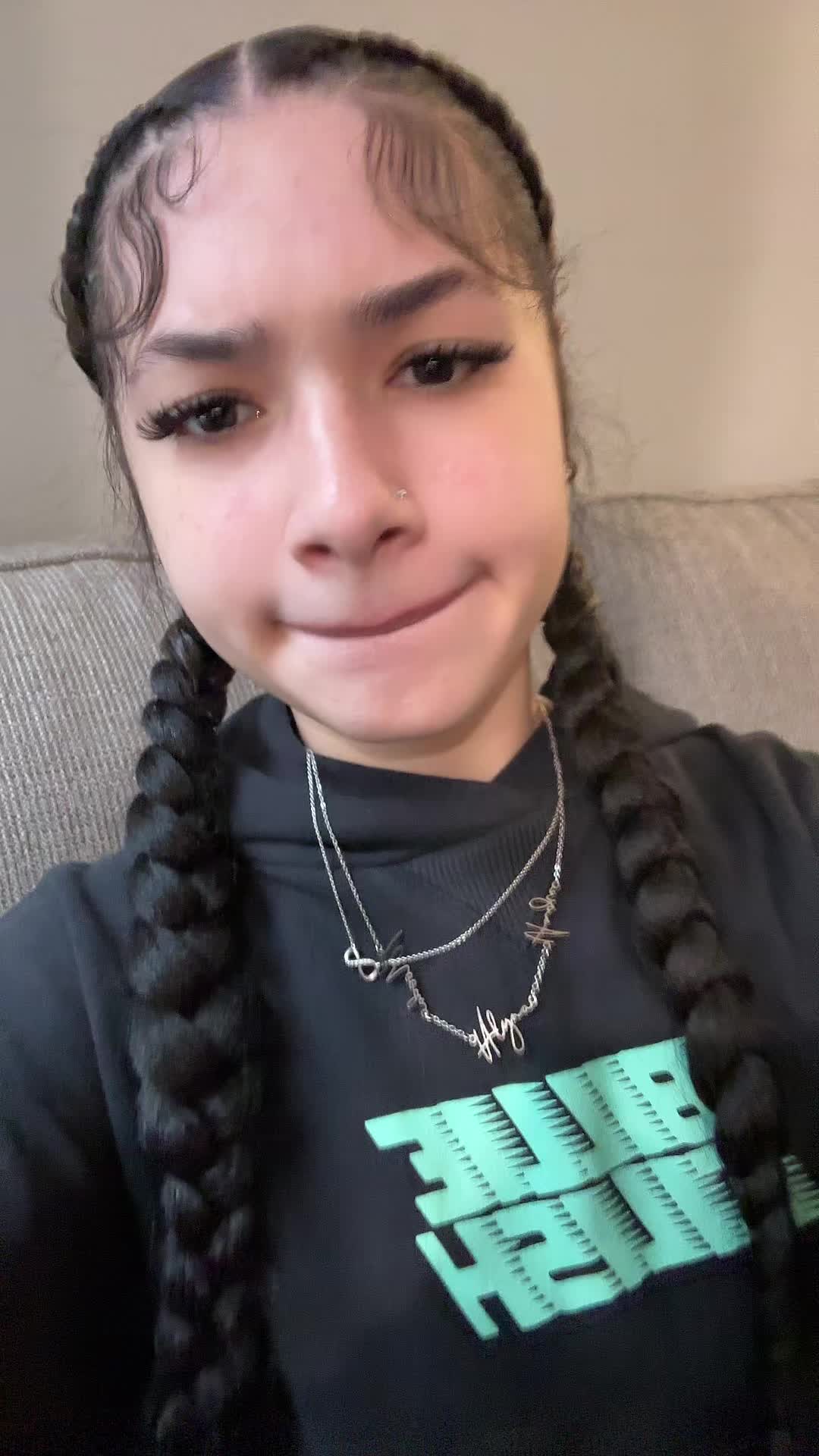 @lyna