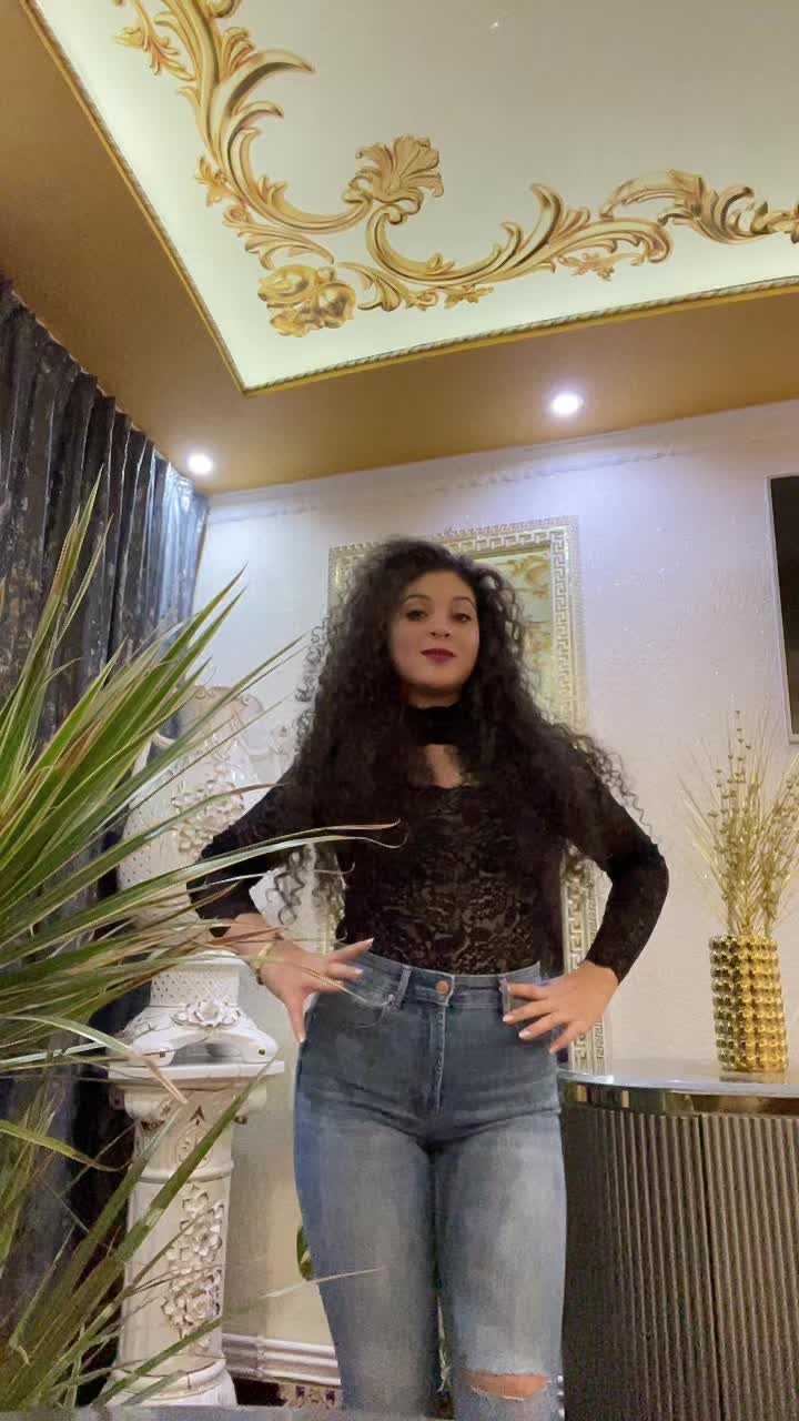 @𝓓𝓪𝓻𝓲𝓪𝓷𝓪♡