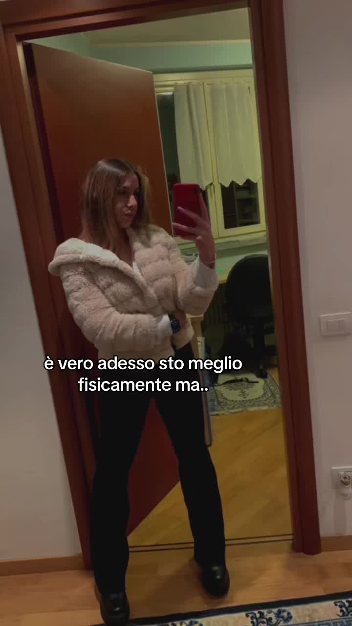 @annaazanella