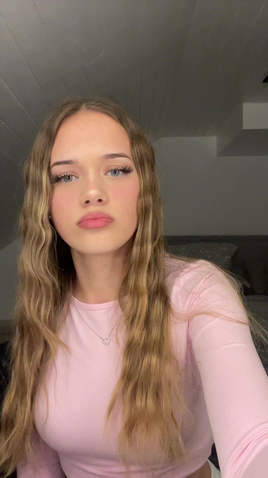 @vicaa