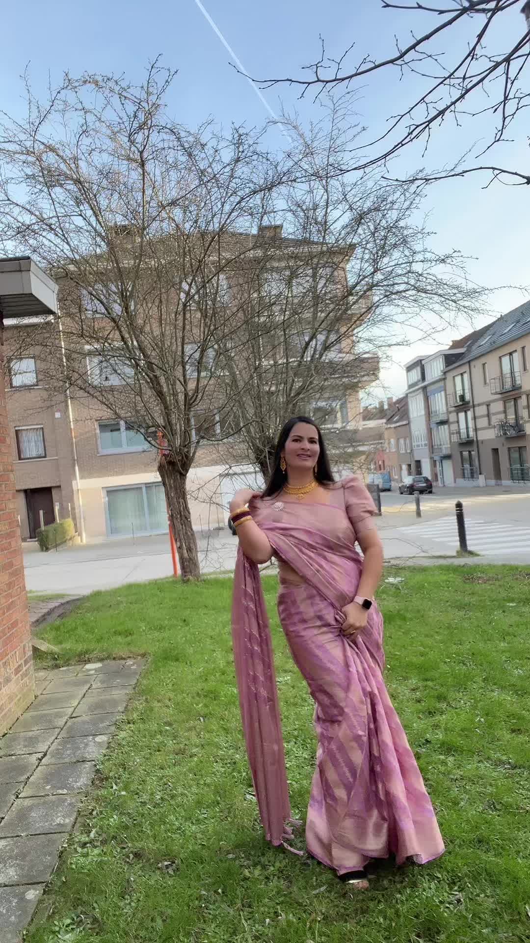 @Neeruee