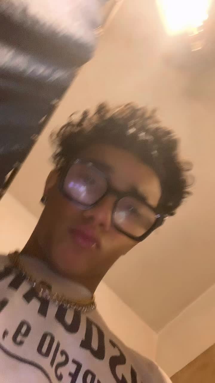 @Zua