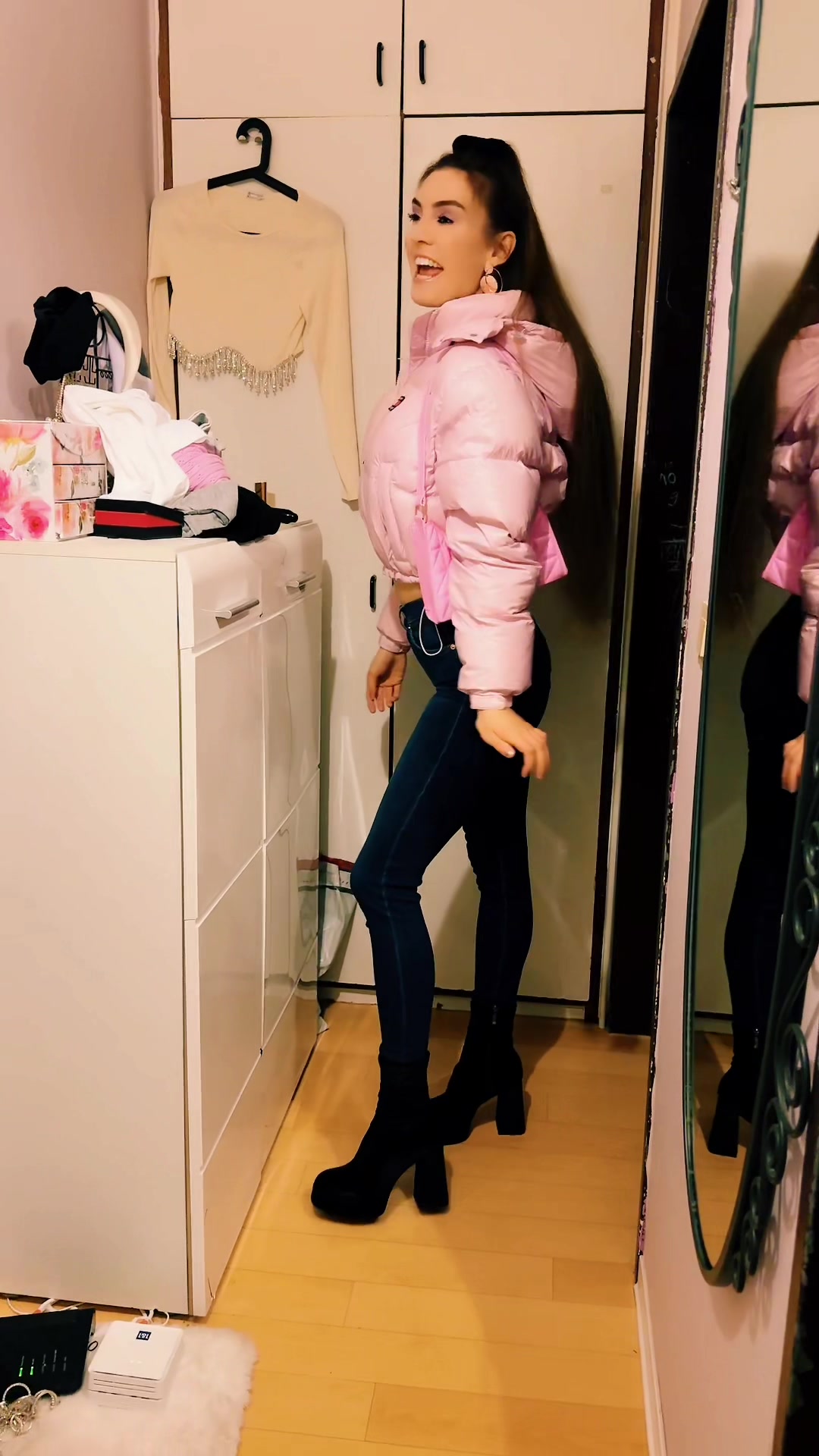 @💜🩰 𝓑𝓮𝓵𝓵𝓪 💜🩰