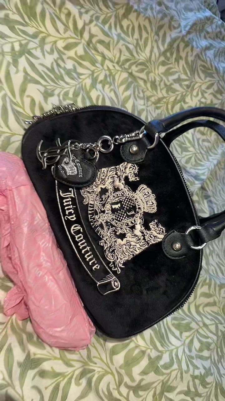 @𝕳𝖔𝖙 𝖕𝖎𝖐𝖆 𝖈𝖍𝖎𝖈𝖆&hearts;︎♡