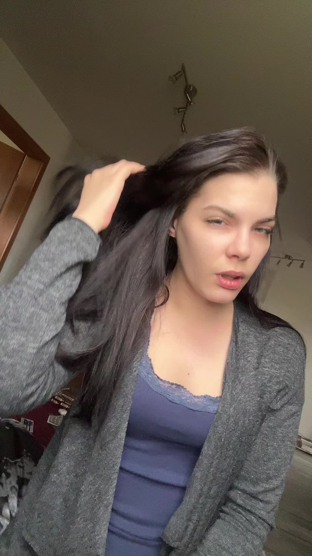 @KᗩTᕼᗩᖇIᑎᗩ 💟