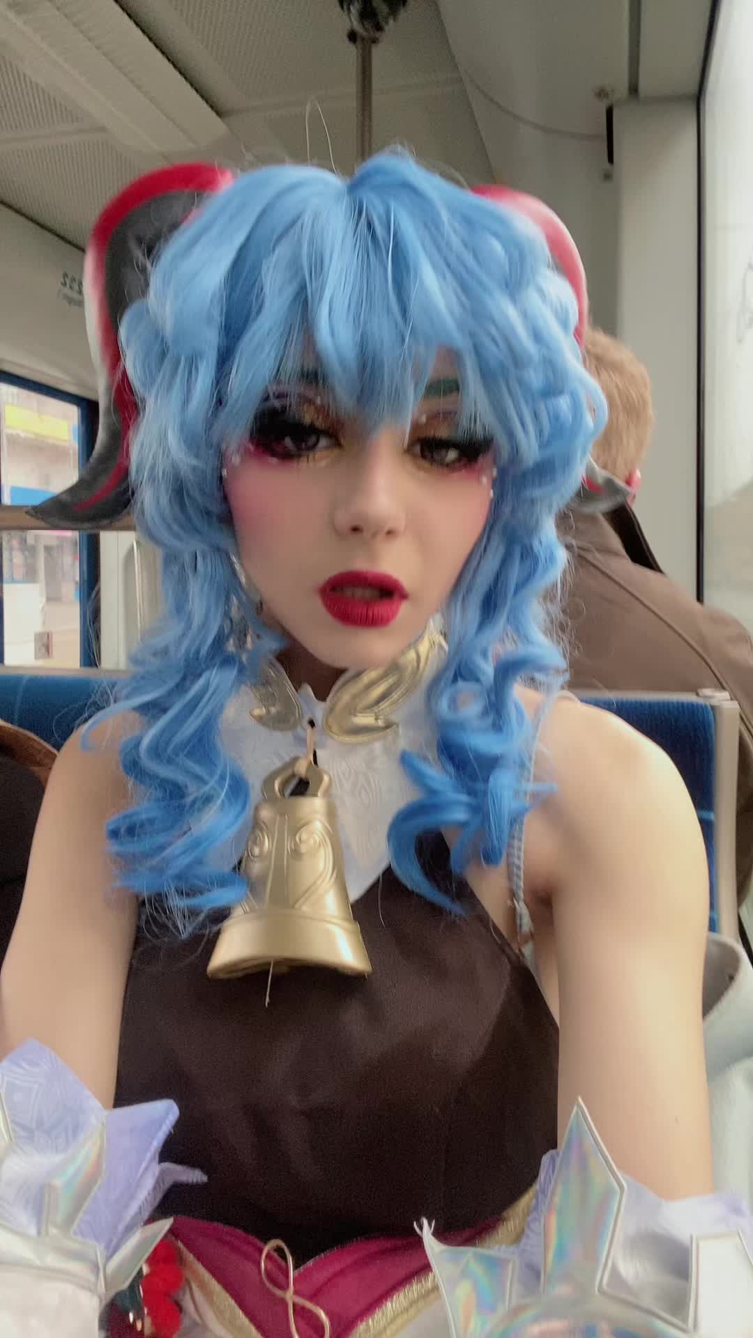@✰☺︎︎~&raquo;ˢʰᵒ&laquo;~☹︎✰