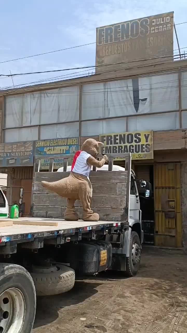 @CANGURO MAX