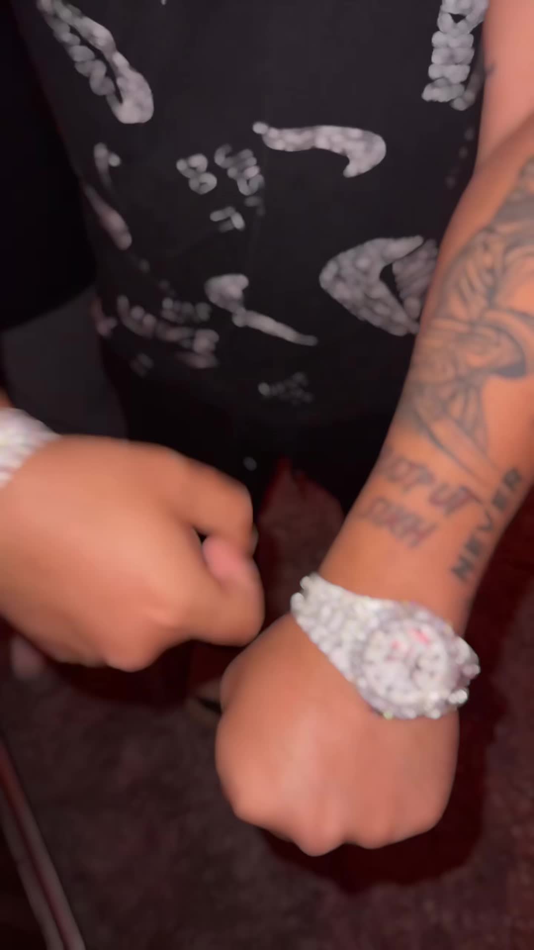 @Daku_916