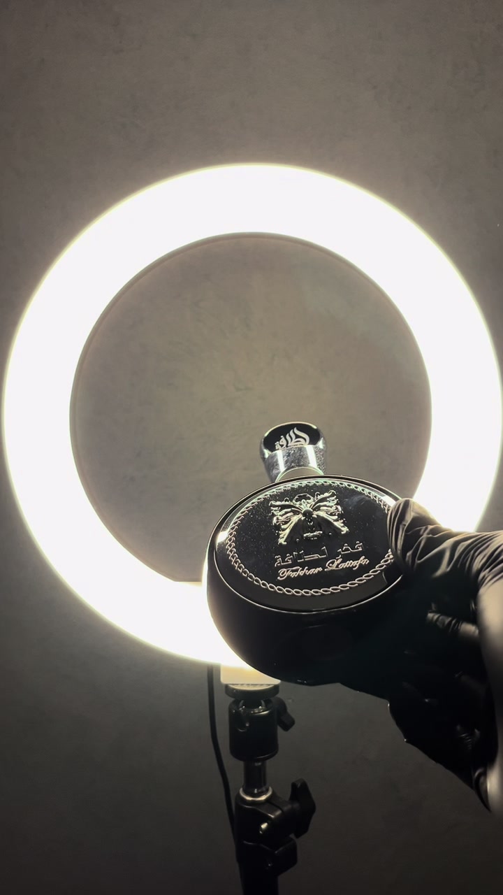 @FragranceFanatic محب العطور