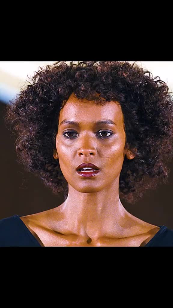 @ROZIINA🇸🇴🩸🦋