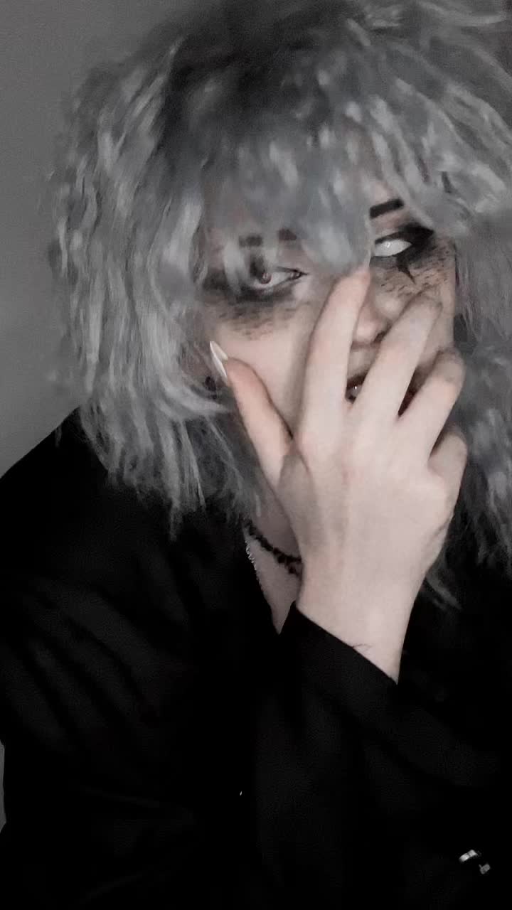 @🖤𝓢𝓸𝓹𝓱🖤