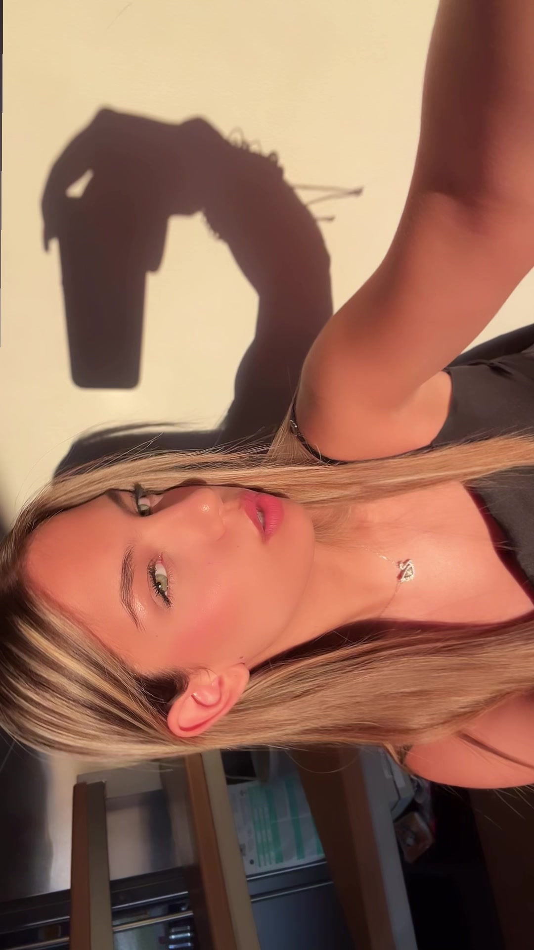 @dilvoi.chrisi