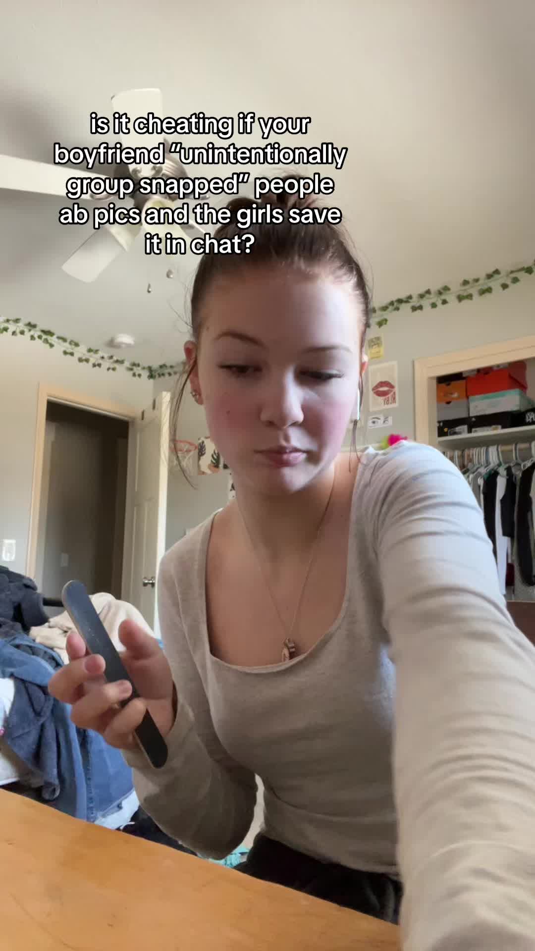 @👻