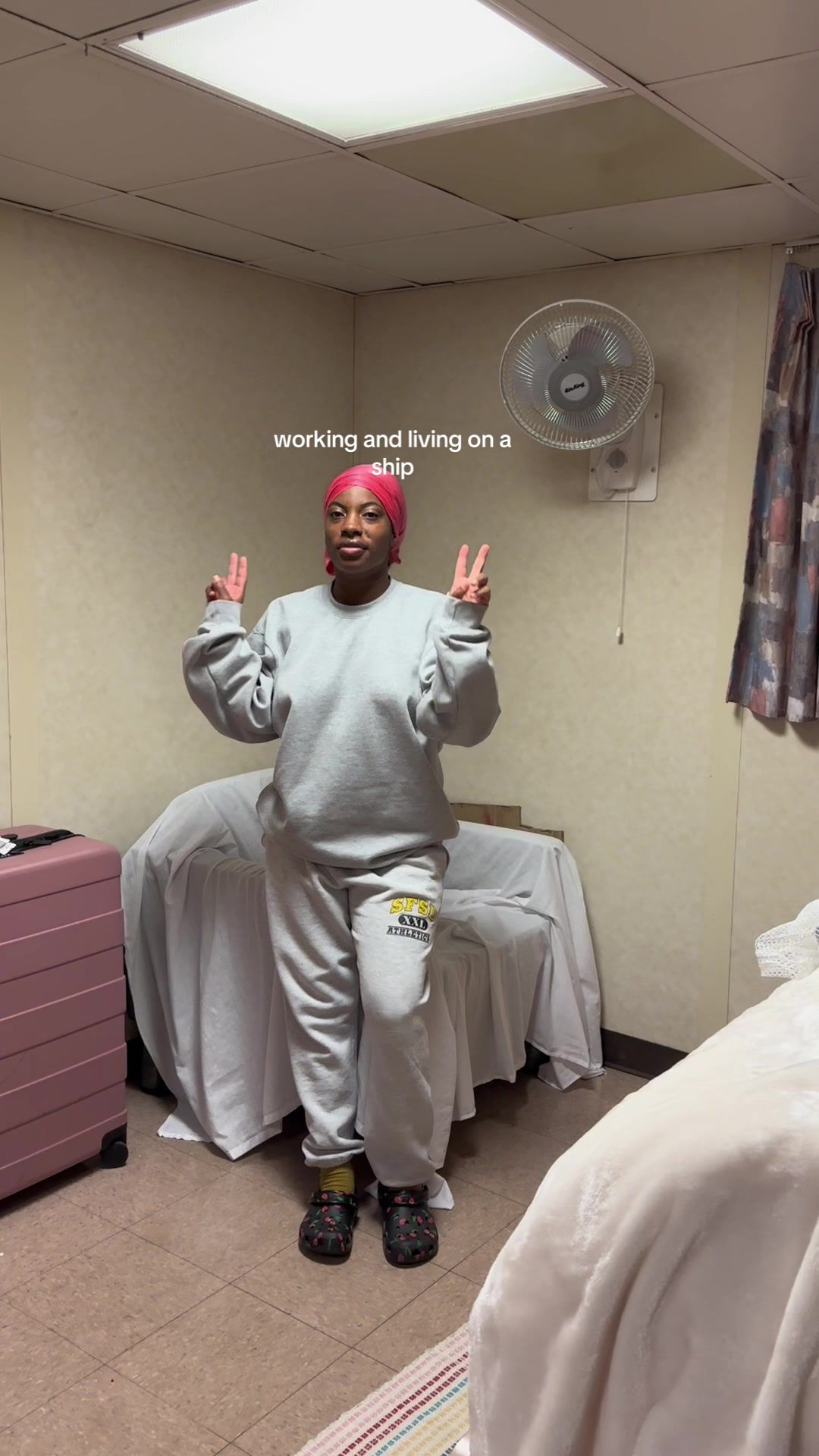 @lois