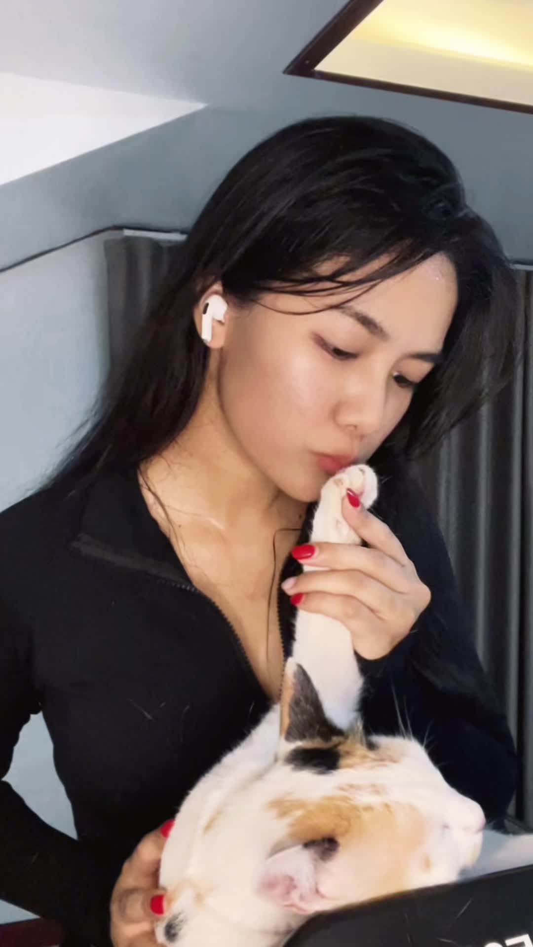 @Piyada 🦋
