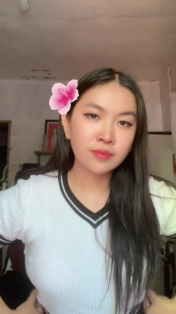 @Daena Sebastian  on IG ݁𝜗𝜚