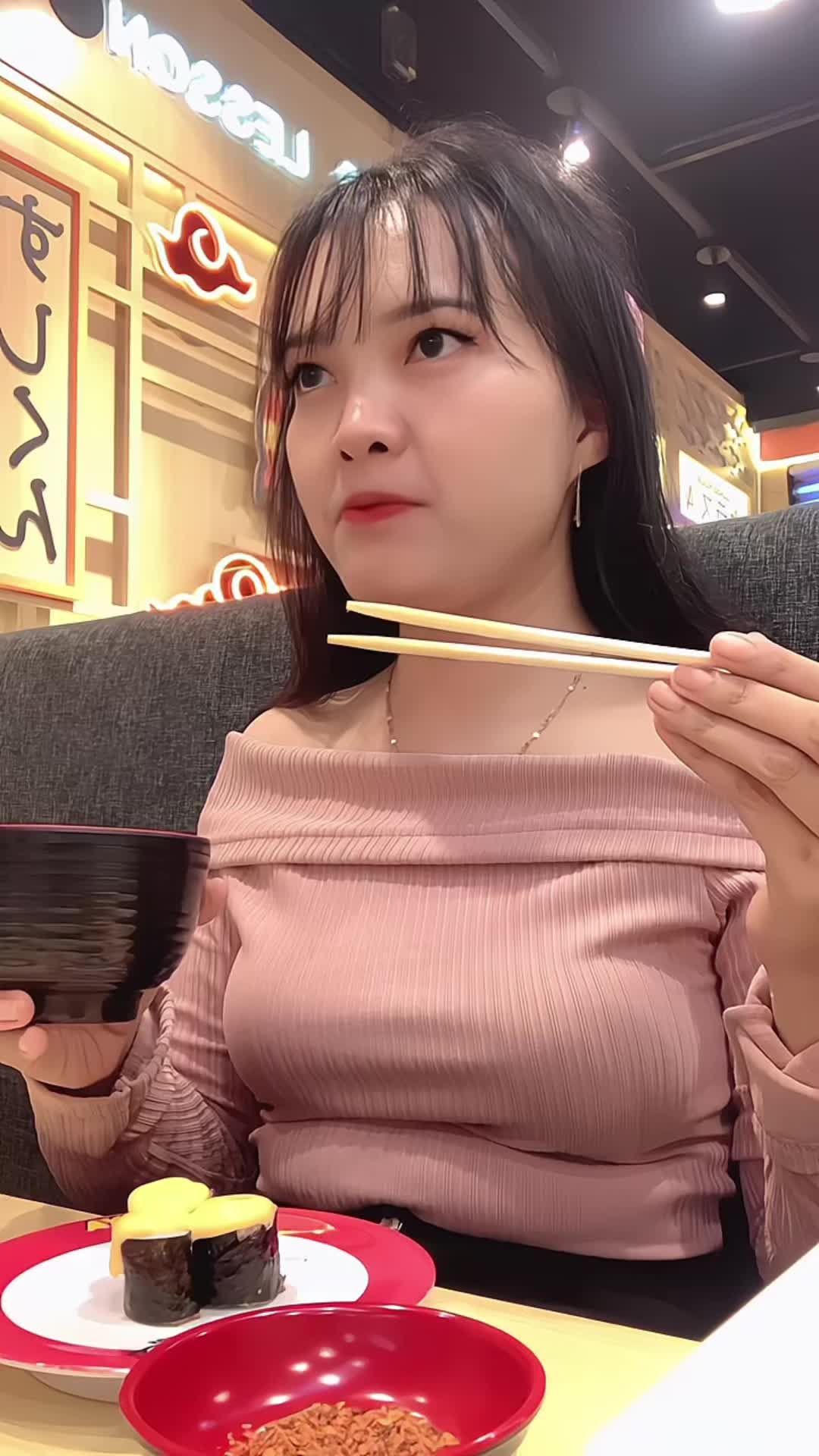 @Akuistrimuuu