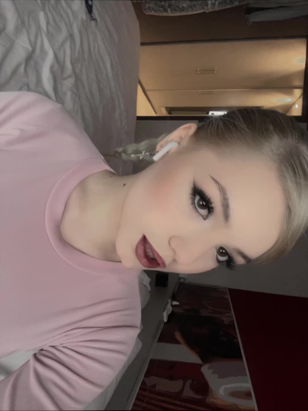 @evaxevis