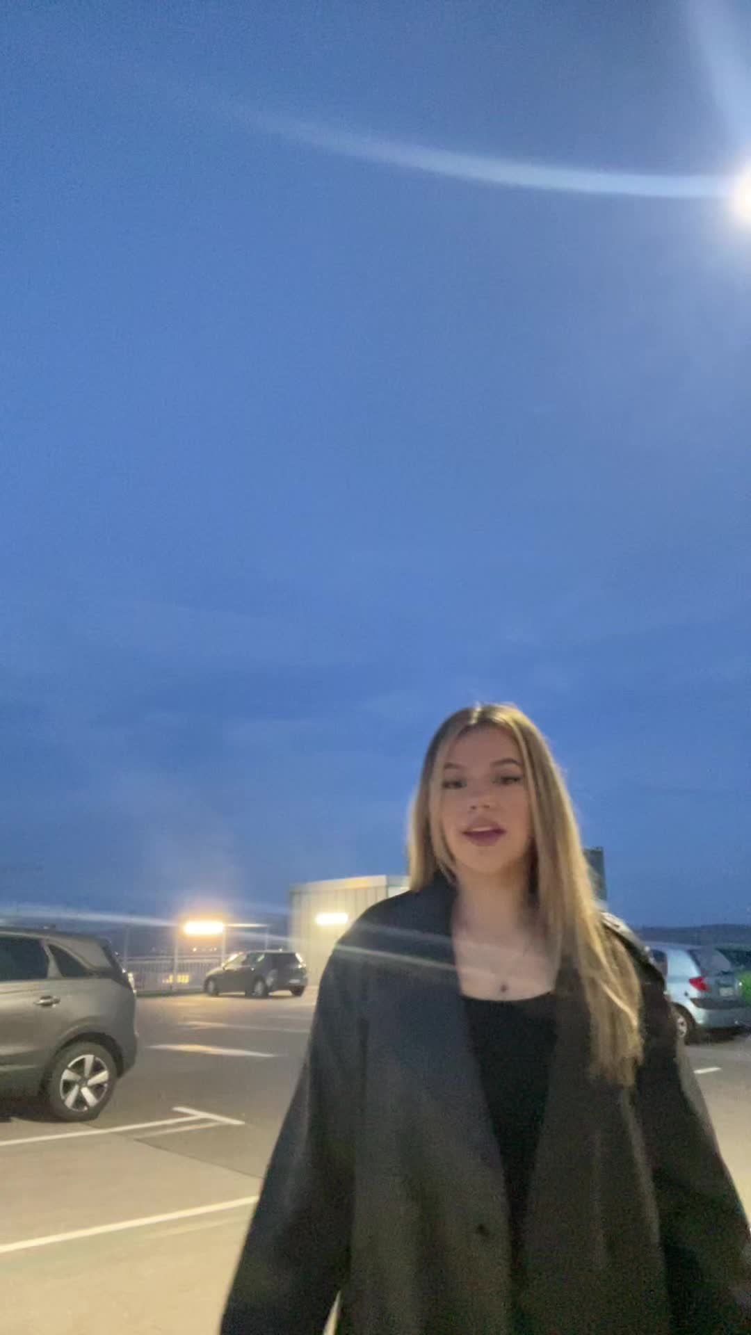 @𝓛 𝔂 𝓪 𝓷 𝓷 𝓮