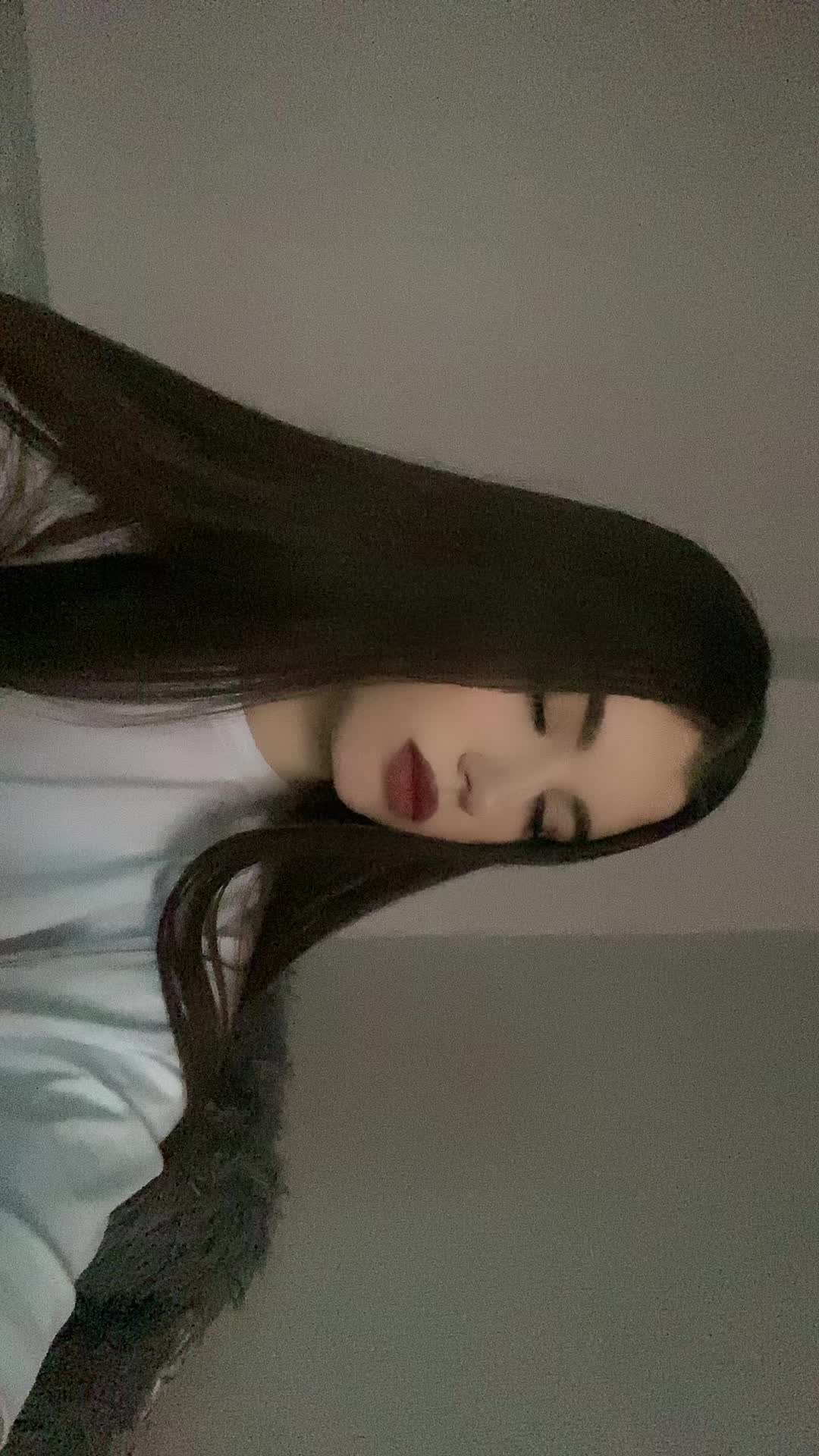 @госпожа