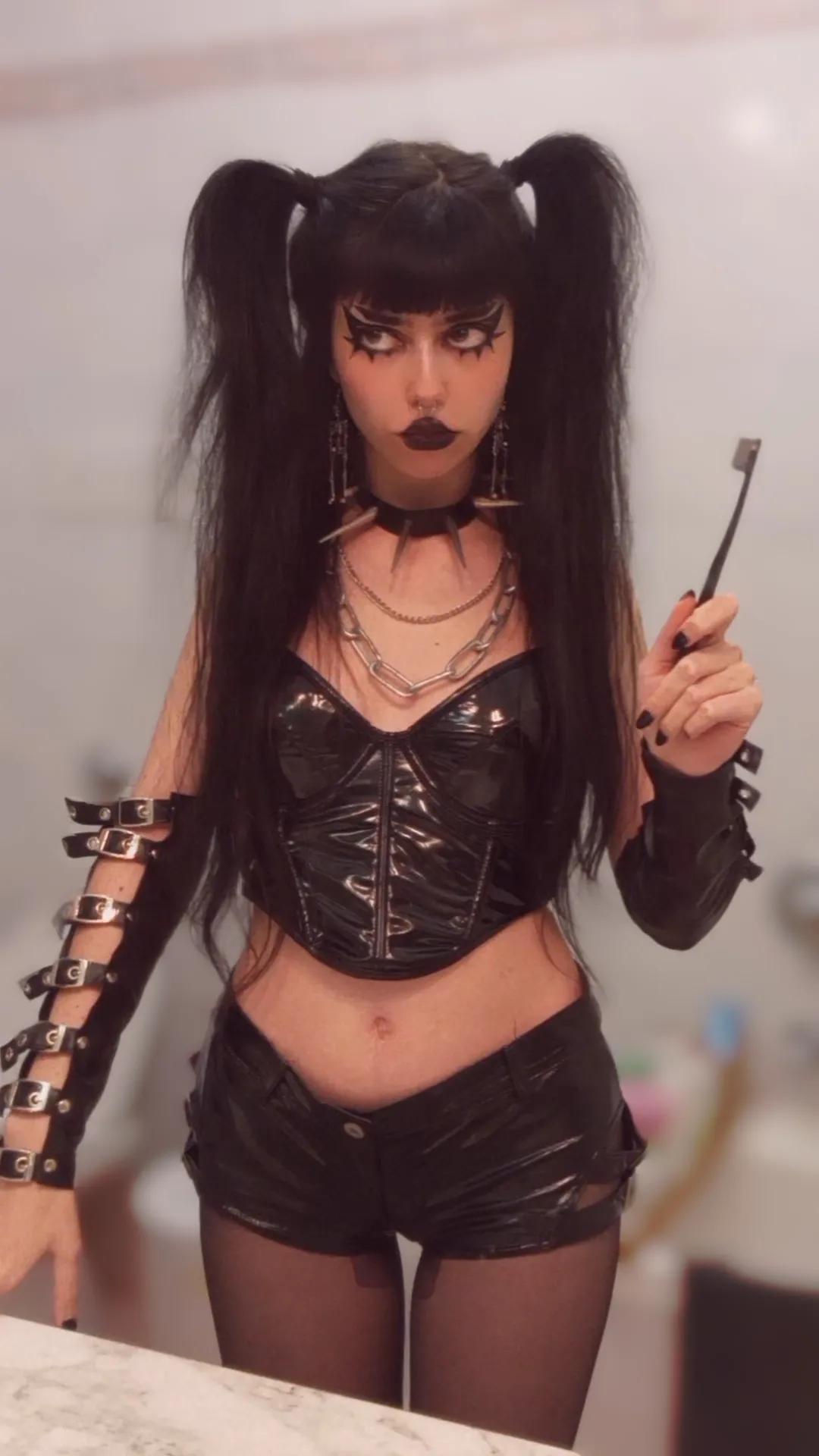 @Blood.dolly