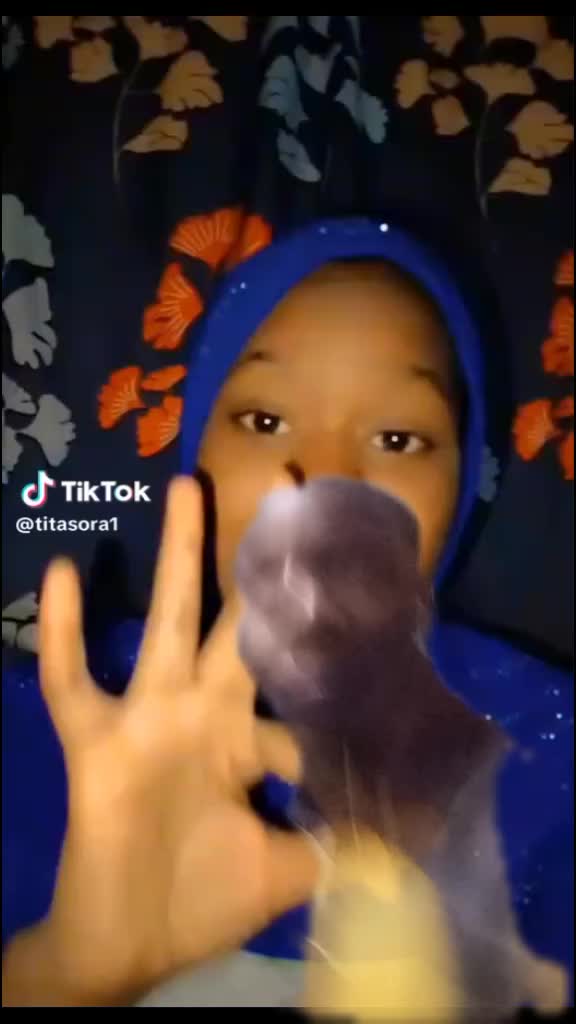 @moumounousere