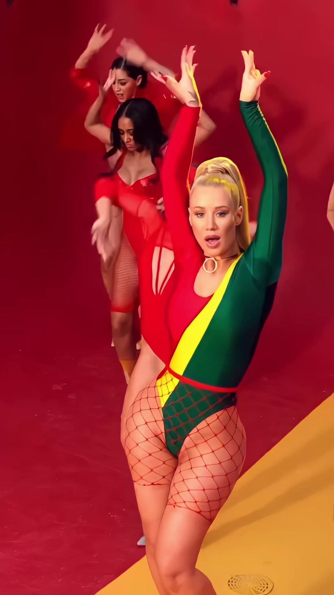 @Iggy Azalea Daily