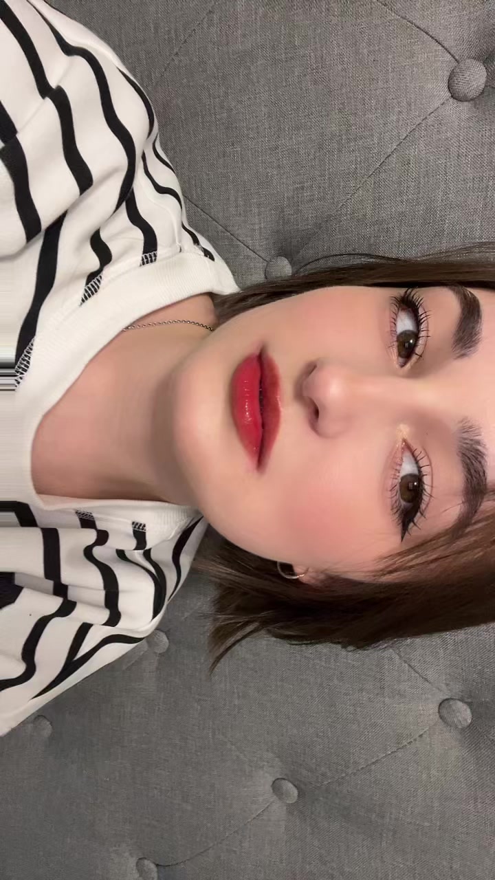 @vv