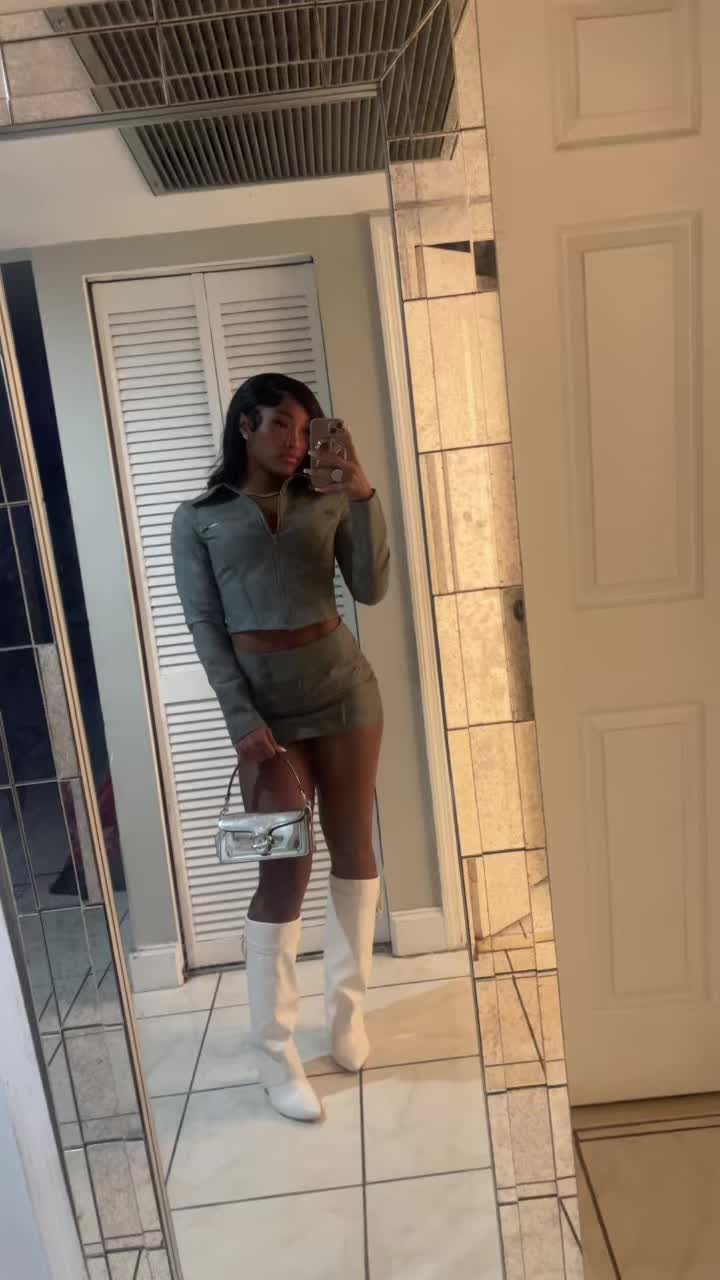 @J A Y D A