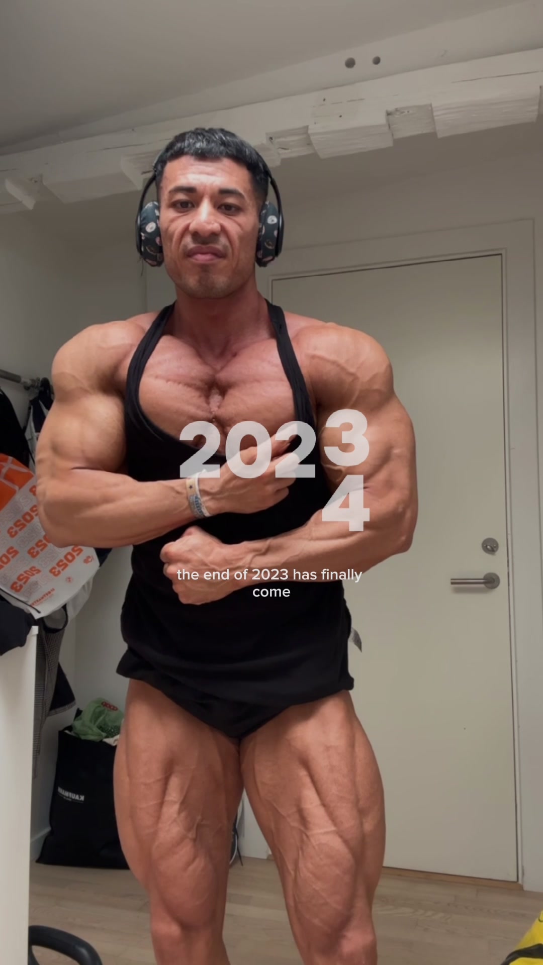 @Ali Khan IFBB PRO