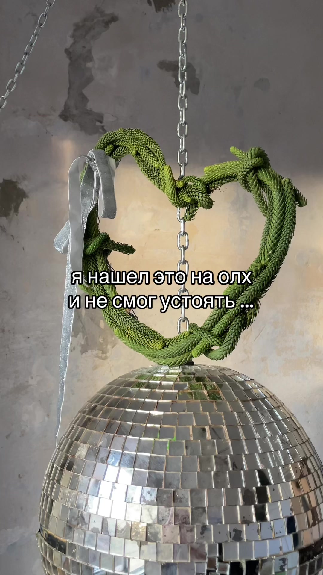 @EEZYUMDESIGN