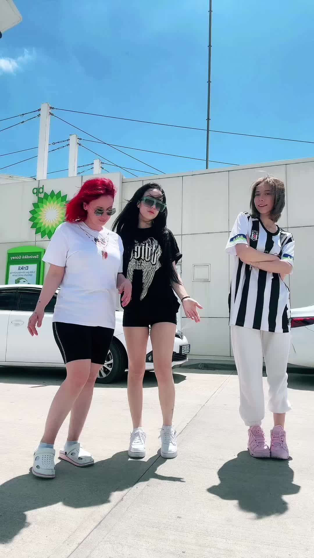 @&Ouml;zlem Aksoy