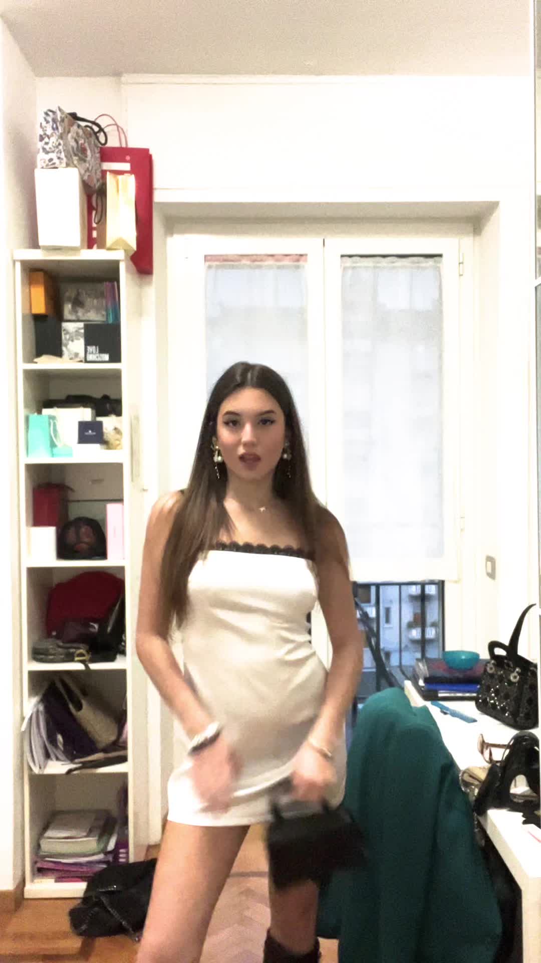 @Elisazuccarello