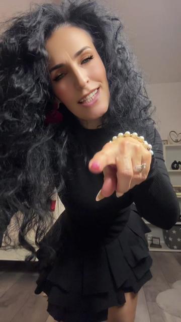 @Karolina
