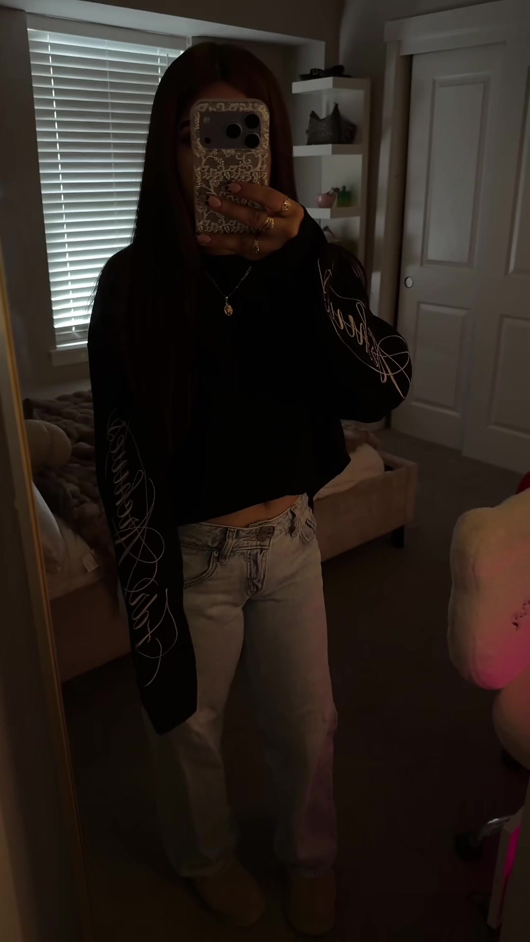 @⃟